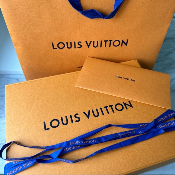 Louis Vuitton Palm Springs Mini - Picture 9 of 9